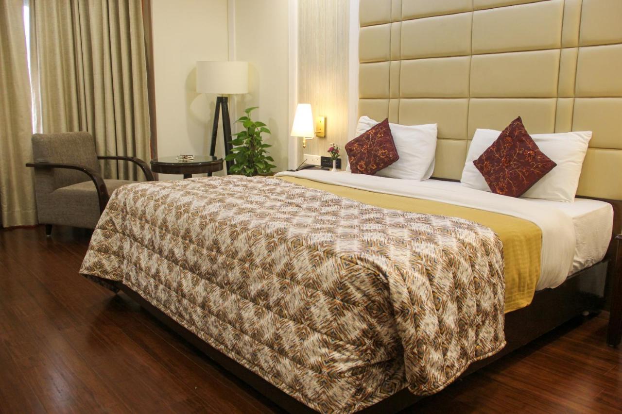 HOTEL SOUTHGATE (New Delhi) - Hotel Reviews, Photos, Rate Comparison -  Tripadvisor